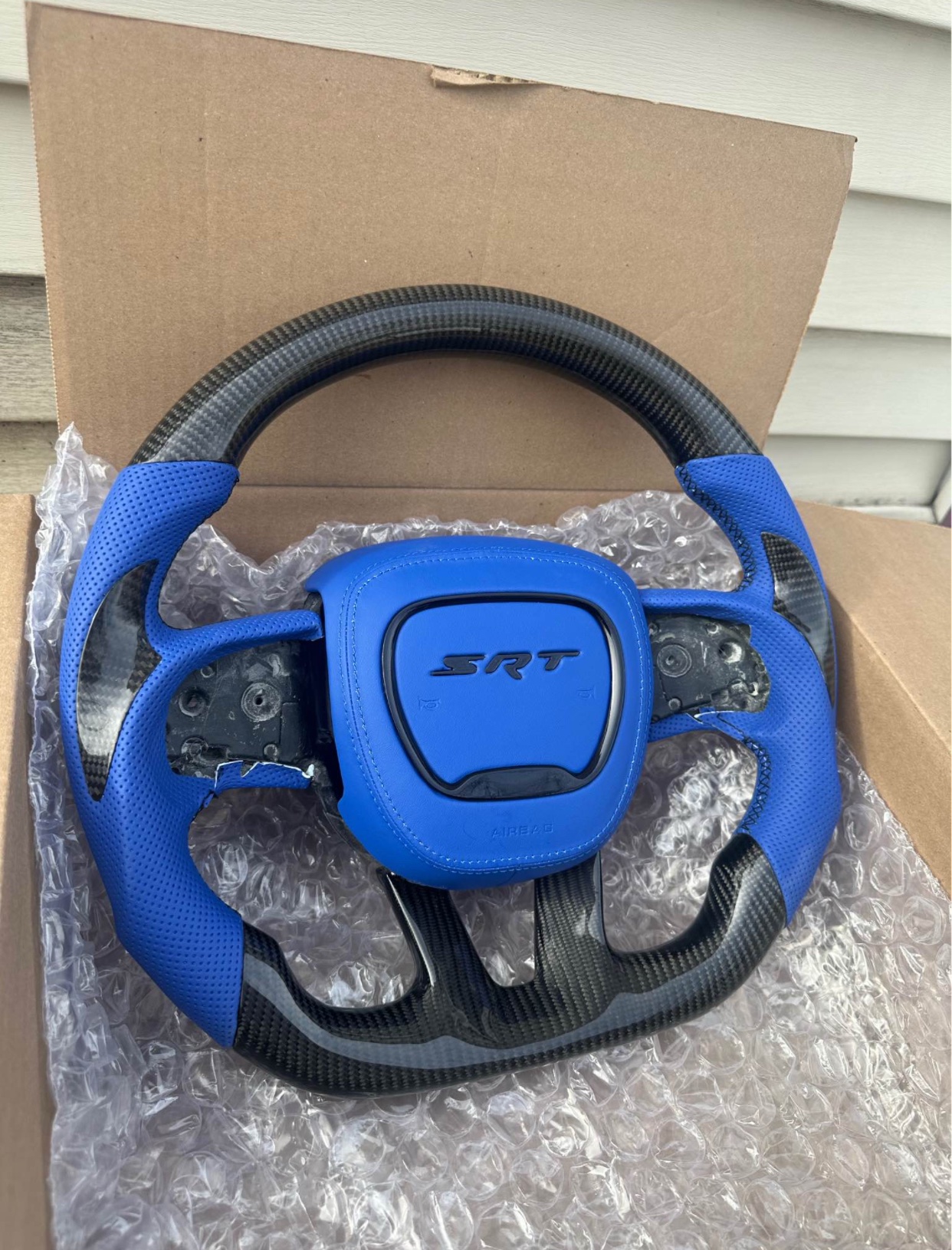Dodge Carbon Fiber Steering Wheel - Image 3